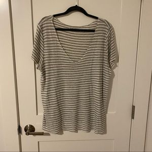 Oversize striped v neck knit tee